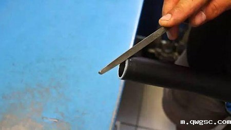 硬质合金螺纹孔倒角怎样避免毛刺