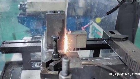 硬质合金线切割加工避免崩裂的方法